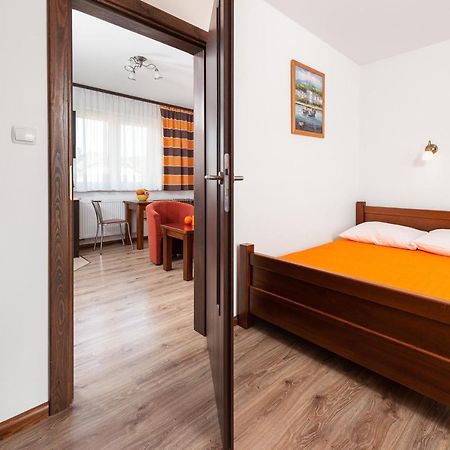 Nemo 2 Hotel Karwia Kültér fotó
