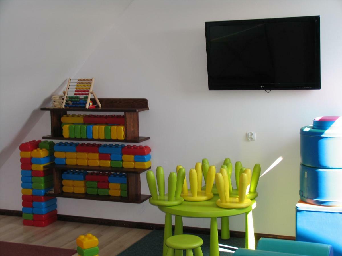 Nemo 2 Hotel Karwia Kültér fotó
