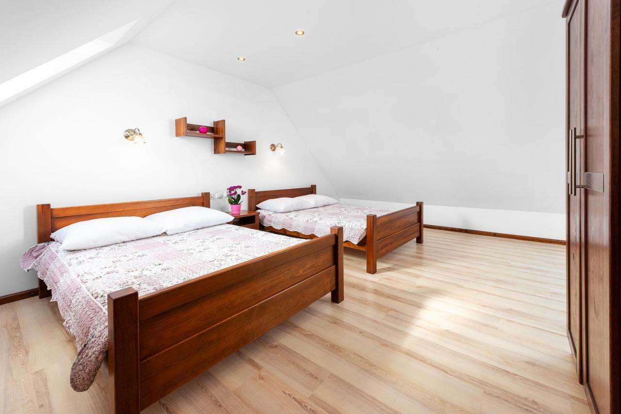 Nemo 2 Hotel Karwia Kültér fotó