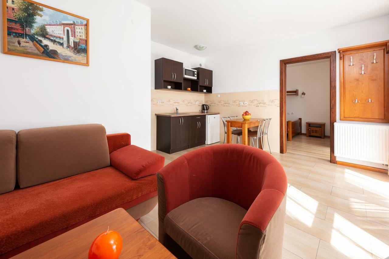 Nemo 2 Hotel Karwia Kültér fotó